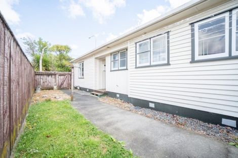 Photo of property in 128 Roberts Line, Kelvin Grove, Palmerston North, 4414