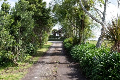 Photo of property in 787 Main North Road, Motunui, Waitara, 4383