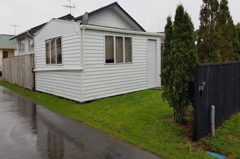 Photo of property in 5 Tangelo Place, Bucklands Beach, Auckland, 2012
