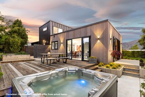 Photo of property in 4 Takahe Lane, Wanaka, 9305