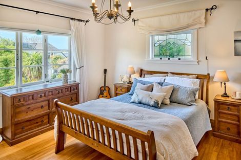 Photo of property in 5 Marina Grove, Hutt Central, Lower Hutt, 5010