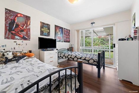 Photo of property in 48 Captain Scott Road, Glen Eden, Auckland, 0602