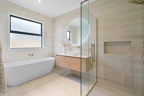 Photo of property in 74 Hugo Shaw Drive, Cambridge, 3434