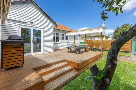 Photo of property in 5 Barker Road, Marewa, Napier, 4110