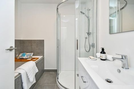 Photo of property in 11 Poutawa Lane, Clarks Beach, 2122