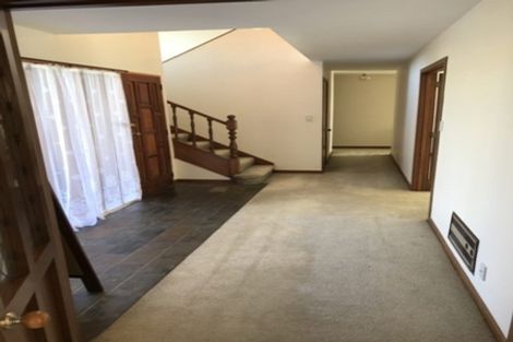 Photo of property in 32 O'connor Place, Burnside, Christchurch, 8053