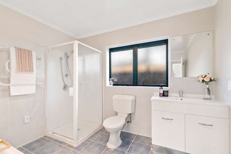 Photo of property in 51a Halver Road, Hillpark, Auckland, 2102