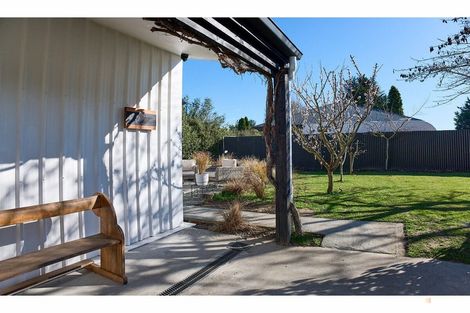 Photo of property in 260 Talbot Street, Geraldine, 7930