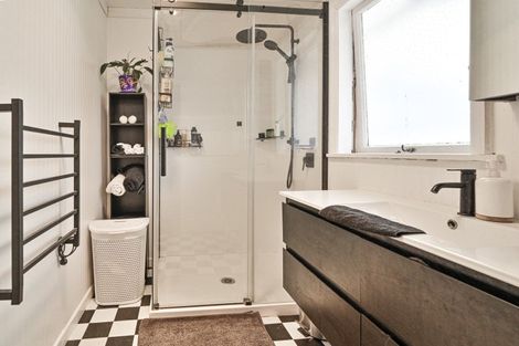 Photo of property in 521 Lowe Street, Camberley, Hastings, 4120