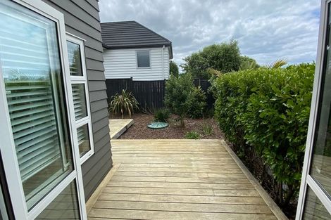 Photo of property in 2 Fennell Crescent, Silverdale, 0932