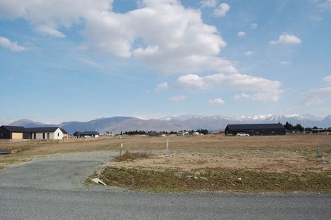 Photo of property in 2 Peak Drive, Twizel, 7901
