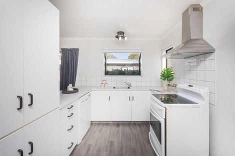 Photo of property in 5a Newton Place, Westbrook, Palmerston North, 4412