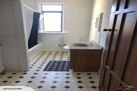 Photo of property in 10 Weymouth Street, New Plymouth, 4310