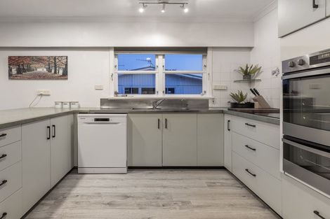 Photo of property in 42 Kennedy Drive, Levin, 5510