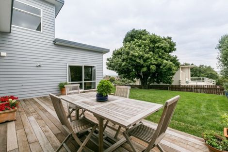 Photo of property in 6 Gladstone Road, Bluff Hill, Napier, 4110