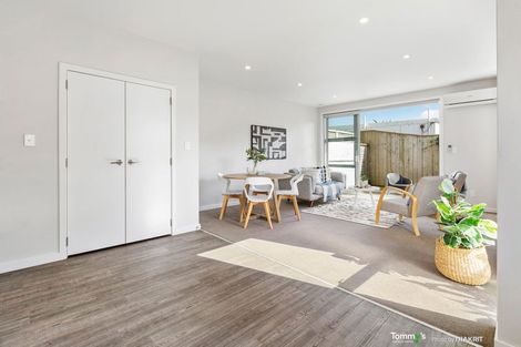Photo of property in 1/32 Dr Taylor Terrace, Johnsonville, Wellington, 6037