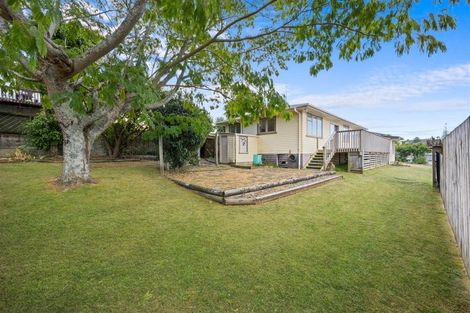 Photo of property in 17 Hazards Road, Weymouth, Auckland, 2103