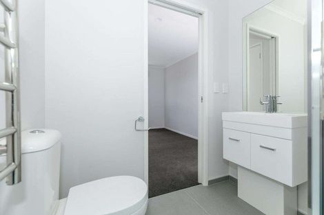 Photo of property in 3/1 Hibiscus Avenue, Hamilton Lake, Hamilton, 3204