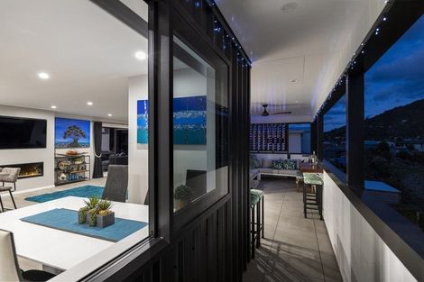 Photo of property in 15 Beach Road, Waikawa, Picton, 7220