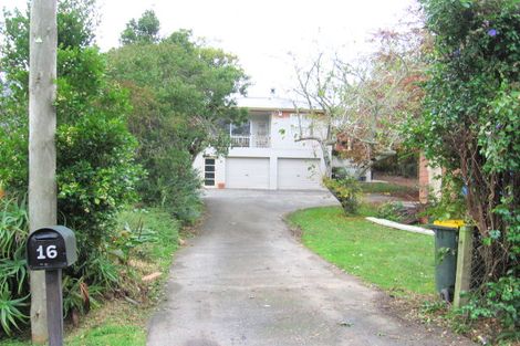 Photo of property in 16 Churchouse Road, Greenhithe, Auckland, 0632