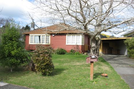 Photo of property in 7 Rowe Parade, Wainuiomata, Lower Hutt, 5014