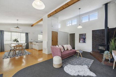 Photo of property in 15 Francis Road, Paraparaumu Beach, Paraparaumu, 5032