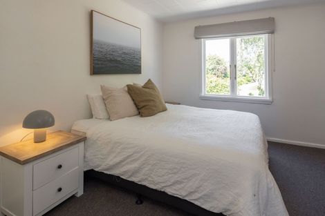 Photo of property in 33 Coote Road, Bluff Hill, Napier, 4110