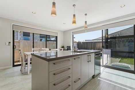 Photo of property in 3 Piata Street, Papamoa Beach, Papamoa, 3118