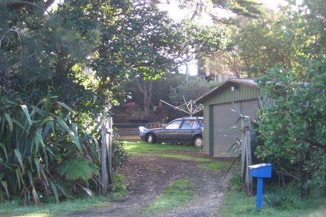 Photo of property in 44 Victory Road, Laingholm, Auckland, 0604