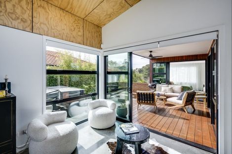 Photo of property in 90 Mchardy Street, Havelock North, 4130