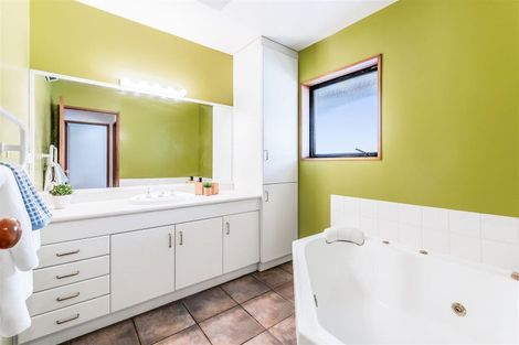 Photo of property in 472 Pesters Road, West Eyreton, Rangiora, 7475