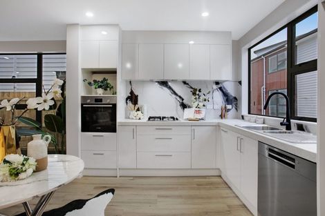 Photo of property in 67f Stratford Road, Manurewa, Auckland, 2105