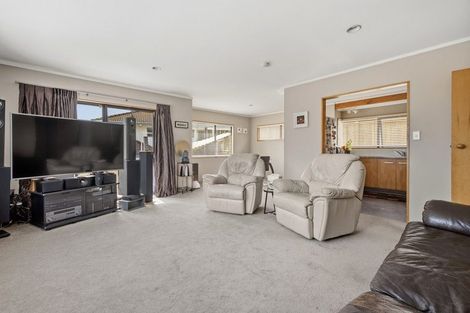 Photo of property in 83a Carlton Street, Bellevue, Tauranga, 3110