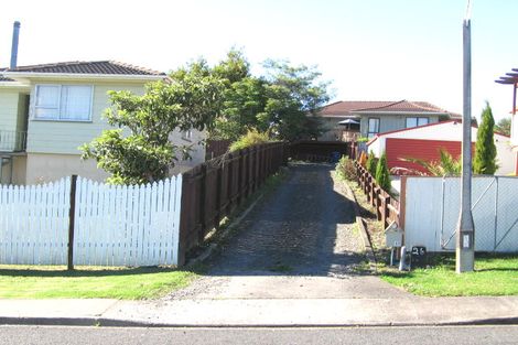 Photo of property in 10 Pahi Place, West Harbour, Auckland, 0618