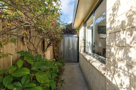 Photo of property in 9 Campbell Grove, Levin, 5510