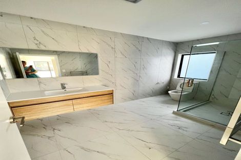 Photo of property in 8 Kotuitui Drive, Wainui, Silverdale, 0992