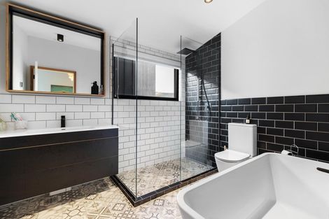 Photo of property in 4 Soudley Court, Jacks Point, Queenstown, 9371