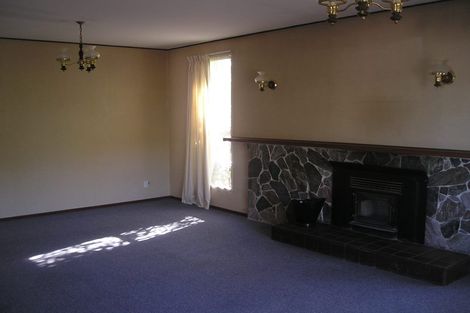 Photo of property in 15 Church Street, Waipawa, 4210