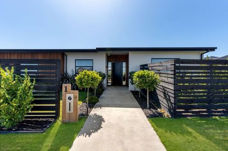 Photo of property in 1 Claw Place, Rolleston, 7615