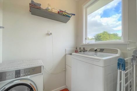 Photo of property in 5 Oxford Street, Tirau, 3410