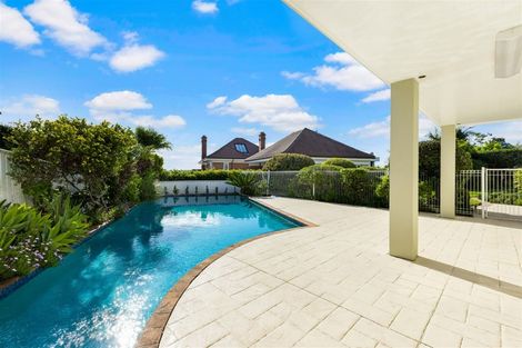 Photo of property in 5 Huriaro Place, Orakei, Auckland, 1071