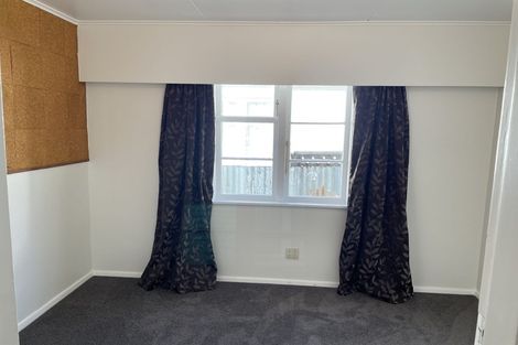 Photo of property in 60 Wainuiomata Road, Wainuiomata, Lower Hutt, 5014