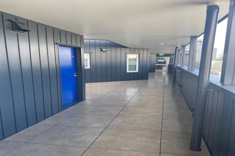 Photo of property in 8/270 Onewa Road, Birkenhead, Auckland, 0626