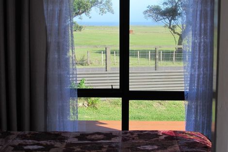 Photo of property in 2 Egmont Street, Patea, 4520