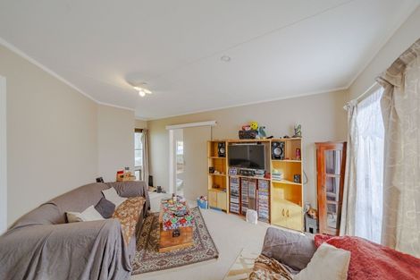 Photo of property in 18 Guy Street, Waipawa, 4210