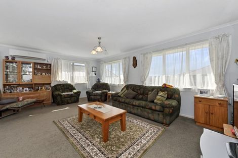 Photo of property in 8 Ruske Place, Grandview Heights, Hamilton, 3200