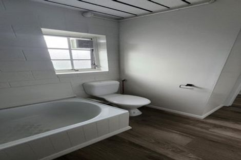 Photo of property in 1/555 Hillside Road, Caversham, Dunedin, 9012