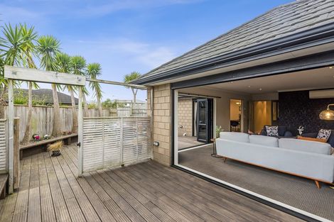 Photo of property in 18 Trusham Court, Paraparaumu, 5032