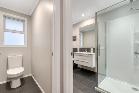 Photo of property in 4 Cupples Street, Papamoa Beach, Papamoa, 3118