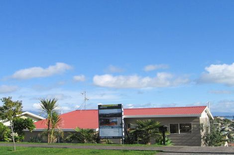 Photo of property in 43a Brookfield Terrace, Brookfield, Tauranga, 3110